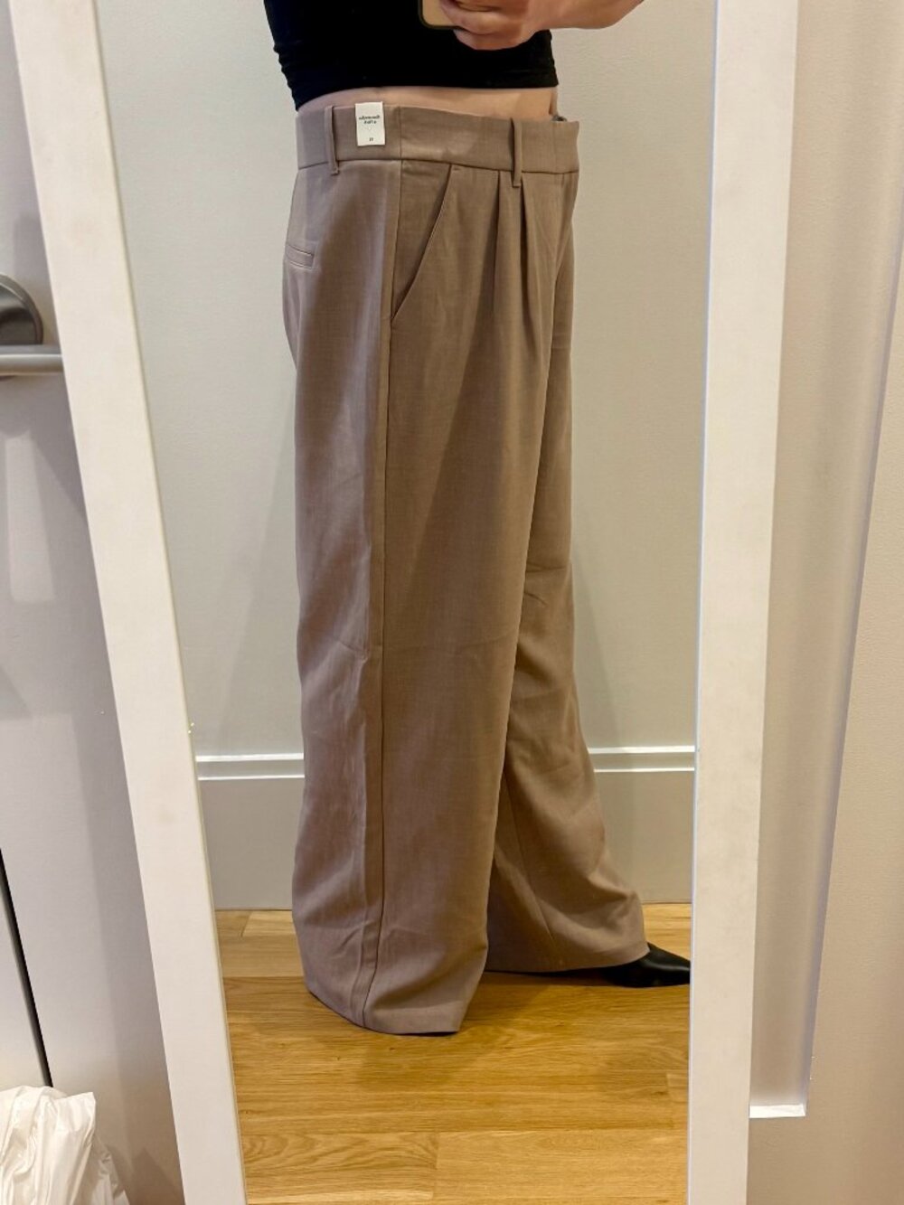 Abercrombie & Fitch Dress Pants Wide-Leg Pleated - NWT XL - Picture 11 of 13